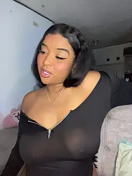 mitschellfox21 online show from 12/05/25, 04:43