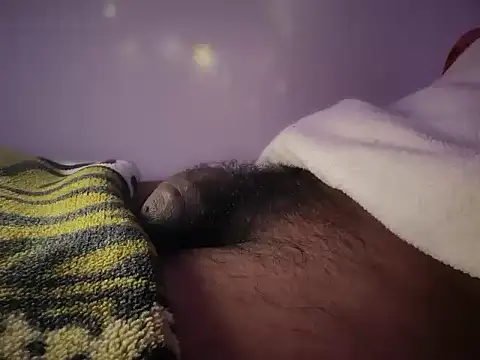 Snapshot of Devils_dad chatting on 12/14/25, 11:09 Devils dad online show from 12/14/25, 11:09