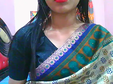 Snapshot of night_queeen7 chatting on 02/04/26, 07:09 night queeen7 online show from 02/04/26, 07:09