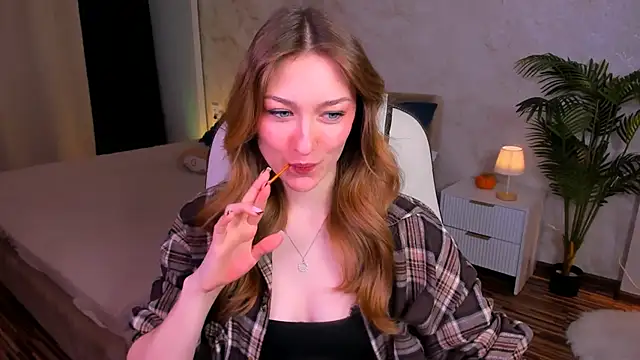 AngelAnabelle online show from 11/12/25, 11:47