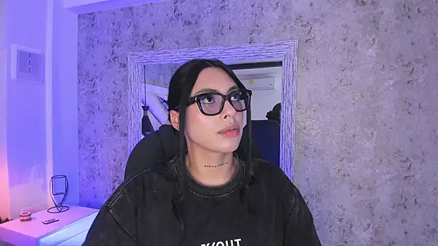Vanessa Rain  online show from 05/09/26, 07:52