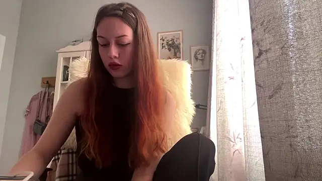 Nayra flash online show from 11/29/25, 07:22