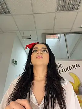 ArieliciousXXX online show from 06/25/26, 01:04