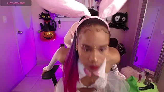 Snapshot of ingrid03_taffur chatting on 10/31/25, 06:31 ingrid03 taffur online show from 10/31/25, 06:31