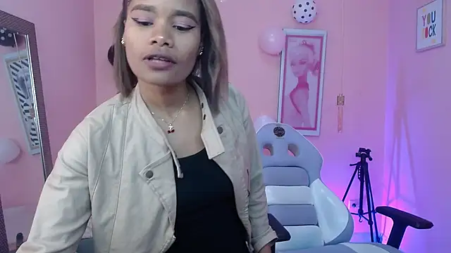 Snapshot of ingrid03_taffur chatting on 11/02/25, 01:35 ingrid03 taffur online show from 11/02/25, 01:35