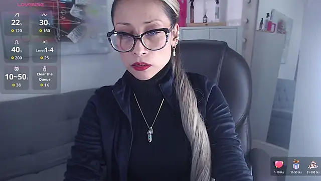 alexia james  online show from 05/02/26, 09:20