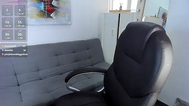 alexia james  online show from 05/22/26, 08:47