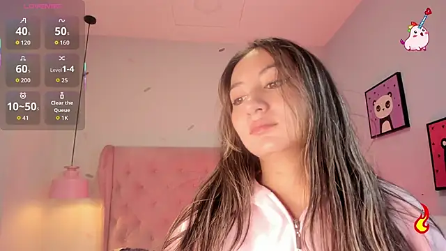 Snapshot of Vanelope_evanss chatting on 03/12/26, 12:11 Vanelope evanss online show from 03/12/26, 12:11