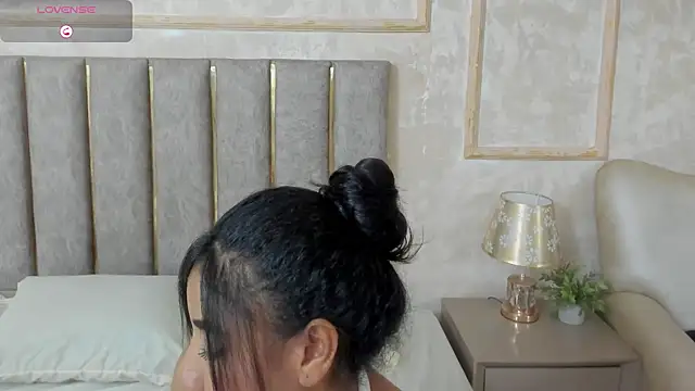 Nahomycarterr online show from 11/28/25, 07:38