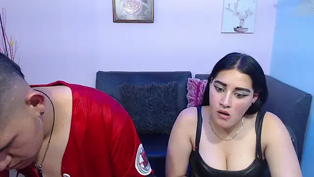 Snapshot of Eric_and_Alisson chatting on 10/25/25, 06:24 Eric and Alisson online show from 10/25/25, 06:24