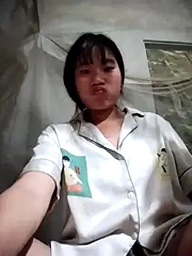 Snapshot of sukanaka99 chatting on 10/24/25, 11:39 sukanaka99 online show from 10/24/25, 11:39