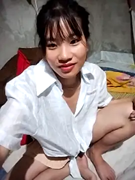 Snapshot of sukanaka99 chatting on 10/29/25, 09:38 sukanaka99 online show from 10/29/25, 09:38