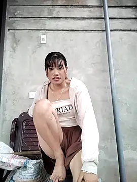 Snapshot of sukanaka99 chatting on 11/05/25, 08:36 sukanaka99 online show from 11/05/25, 08:36