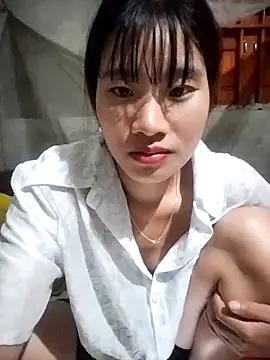 Snapshot of sukanaka99 chatting on 11/10/25, 11:53 sukanaka99 online show from 11/10/25, 11:53