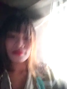 Snapshot of sukanaka99 chatting on 11/15/25, 12:41 sukanaka99 online show from 11/15/25, 12:41