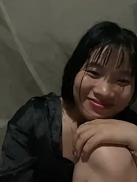 Snapshot of sukanaka99 chatting on 05/11/26, 02:45 sukanaka99 online show from 05/11/26, 02:45