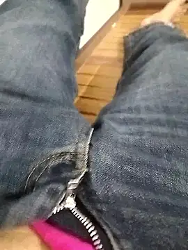 Snapshot of Lili_2love chatting on 10/18/25, 02:14 Lili 2love online show from 10/18/25, 02:14