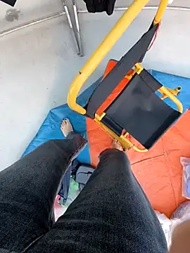 Snapshot of Lili_2love chatting on 11/15/25, 12:30 Lili 2love online show from 11/15/25, 12:30