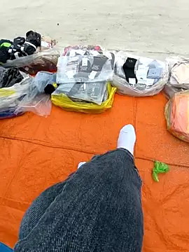 Snapshot of Lili_2love chatting on 11/22/25, 01:48 Lili 2love online show from 11/22/25, 01:48