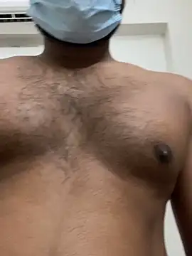 Snapshot of itsmemr-09 chatting on 03/07/26, 05:43 itsmemr-09 online show from 03/07/26, 05:43