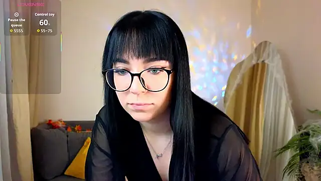 Avelyne  online show from 10/30/25, 11:38