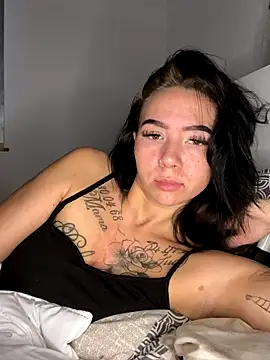 YoungZoexx online show from 11/15/25, 07:05