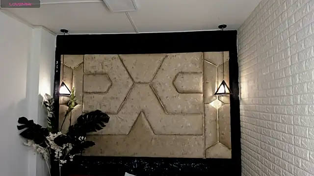 Snapshot of Julieta_Slav3 chatting on 06/18/26, 09:30 Julieta Slav3 online show from 06/18/26, 09:30