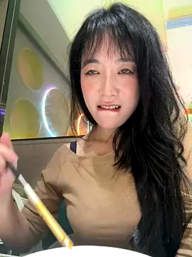 Snapshot of yourkeer chatting on 10/09/25, 10:02 yourkeer online show from 10/09/25, 10:02