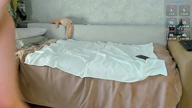 Snapshot of miamiumiu chatting on 02/20/26, 05:04 miamiumiu online show from 02/20/26, 05:04