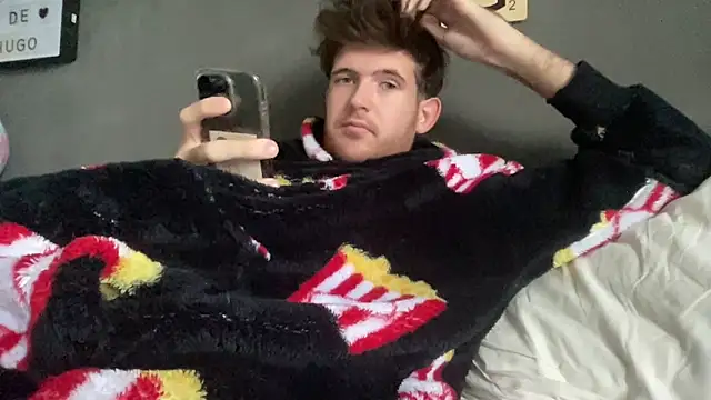 Snapshot of VersaGoo chatting on 11/08/25, 09:09 VersaGoo online show from 11/08/25, 09:09