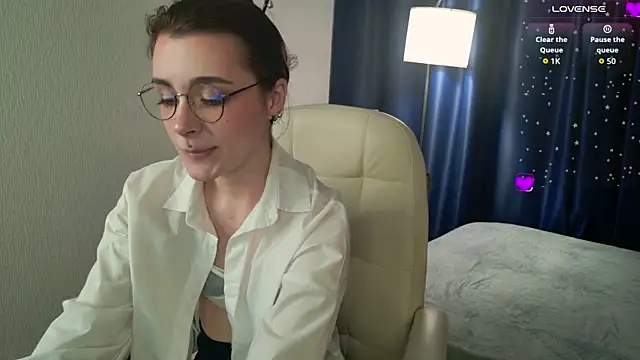 ElizabethMilller  online show from 06/13/26, 09:46