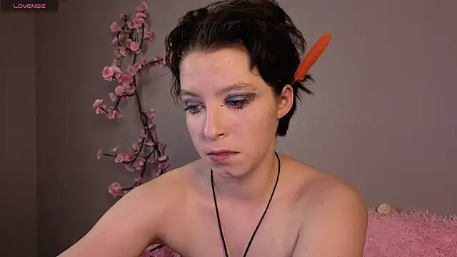 Snapshot of Sara_Frayer chatting on 01/13/26, 02:50 Sara Frayer online show from 01/13/26, 02:50