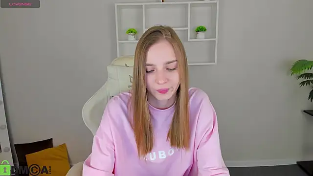 L1na Reeds online show from 11/01/25, 06:04