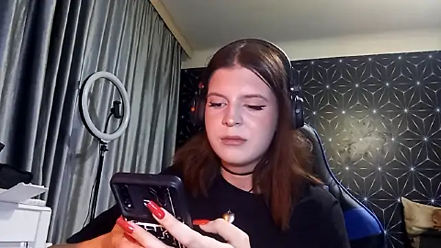 LissaKradfer online show from 10/03/25, 01:08