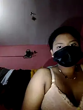 Snapshot of babbydoll-03 chatting on 07/05/26, 03:19 babbydoll-03 online show from 07/05/26, 03:19