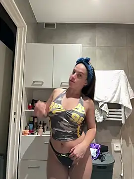 bebecita x online show from 11/01/25, 03:36