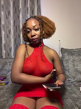 Snapshot of cocoluvx chatting on 02/08/26, 04:27 cocoluvx online show from 02/08/26, 04:27