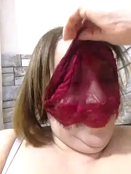 Snapshot of -Sonbola chatting on 10/16/25, 09:05 -Sonbola online show from 10/16/25, 09:05