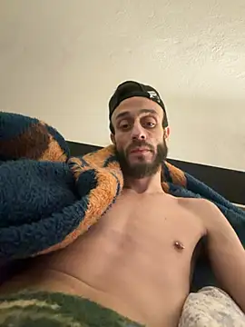 Snapshot of cesar8906 chatting on 04/01/26, 09:10 cesar8906 online show from 04/01/26, 09:10