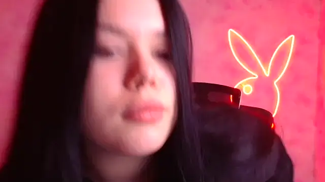 Mona Esty online show from 11/21/25, 06:56