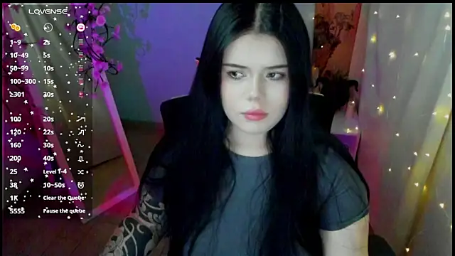 Mona Esty online show from 04/27/26, 06:11