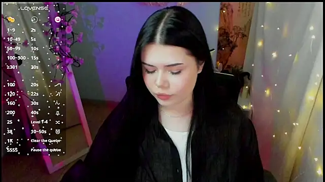 Mona Esty online show from 05/05/26, 12:24