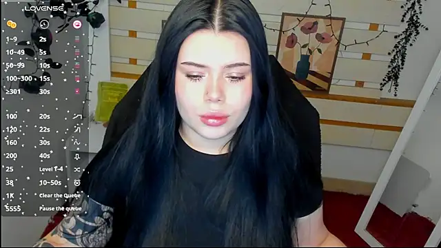 Mona Esty online show from 05/06/26, 07:13