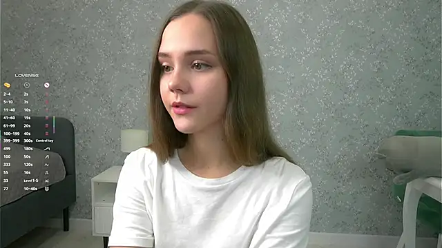 SweetSaraPie online show from 10/05/25, 07:01