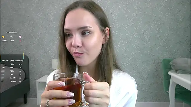 SweetSaraPie online show from 10/09/25, 07:01