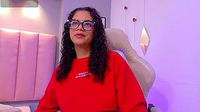 CamilaLevy online show from 11/29/25, 12:19