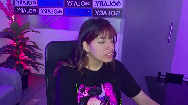 Violetta Swett  online show from 11/18/25, 02:54