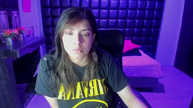 Violetta Swett  online show from 12/16/25, 11:59