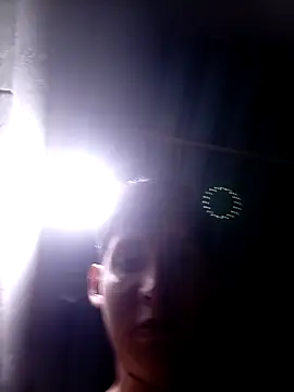 Snapshot of Luisneljc chatting on 01/17/26, 05:27 Luisneljc online show from 01/17/26, 05:27