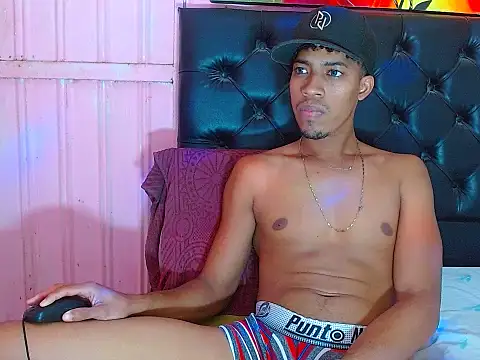 Snapshot of andreswj_bigcock23 chatting on 10/11/25, 07:07 andreswj bigcock23 online show from 10/11/25, 07:07